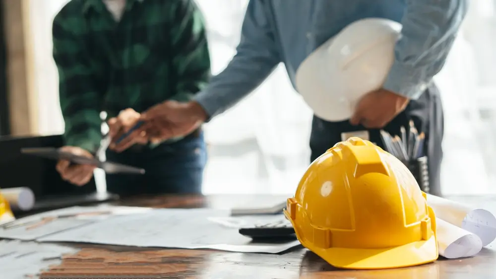 it cost to hire an estimator for construction
